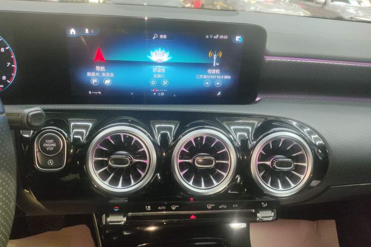 Used Mercedes-Benz A-Class 2022 Restyled A 200 L Sport Sedan Fashion Version
