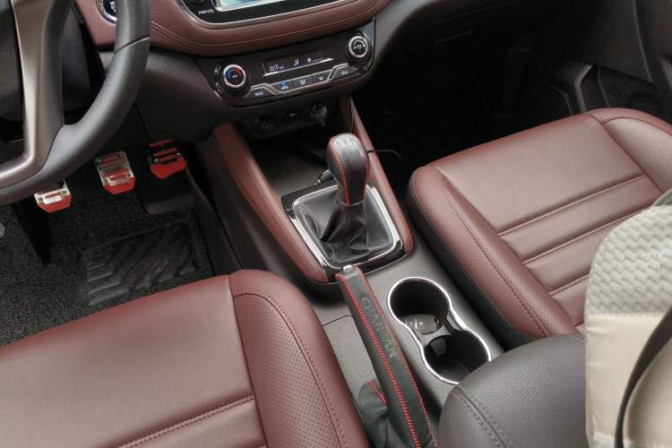 Used Changan Lingxuan 2017 1.6L Manual Elite Model