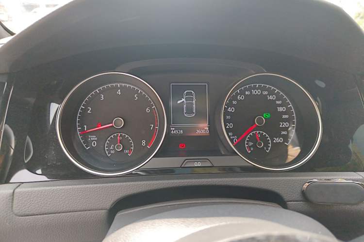 Used Volkswagen Golf 2018 280TSI Automatic R-Line Model
