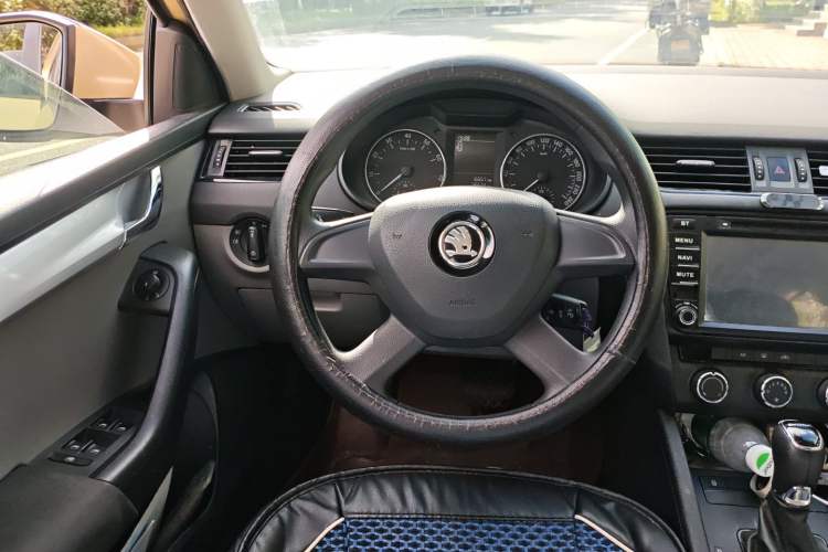 Used Skoda Octavia 2015 1.6L Automatic Eado Edition