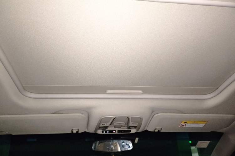 Used Buick GL8 2023 ES Lu Zun Comfort Model
