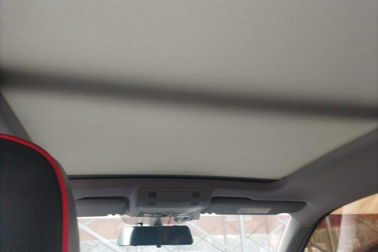 Used Volkswagen Tacqua 2021 1.5L Automatic 30th Anniversary Edition
