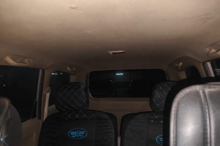 Used FAW Senya S80 2011 1.3L Manual 7-Seater Comfort Version
