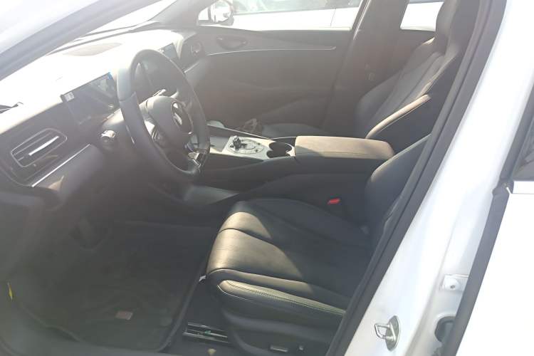 Used BYD Seal 06 New Energy 2025 DM-i Smart Drive 120KM Deluxe Model