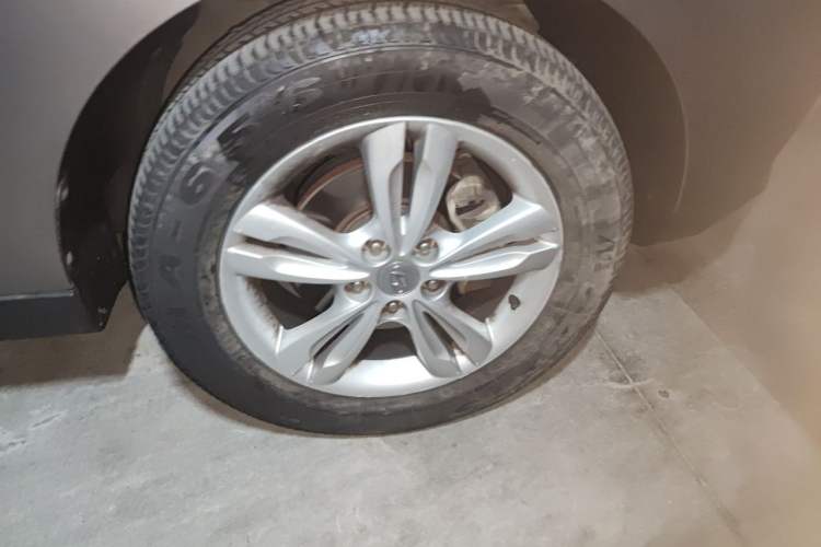 Used Hyundai ix35 2010 2.0L Automatic Two-Wheel Drive Elite Edition GLS
