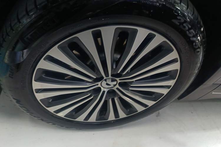 Used Nio ES7 2022 75 kWh Exterior 4