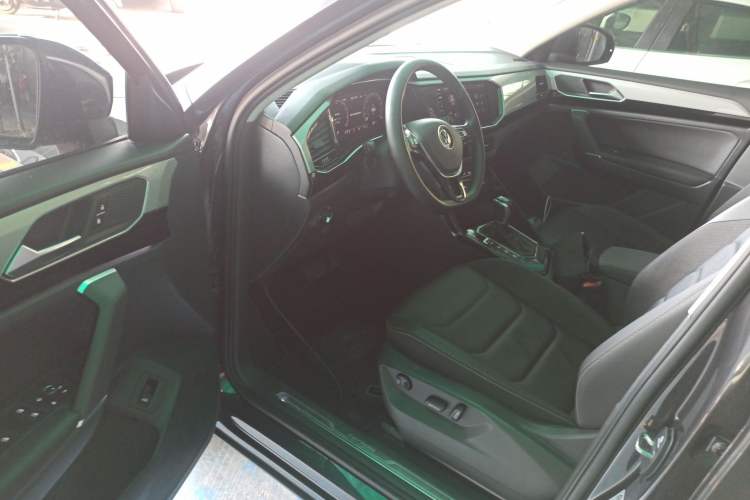 Used Volkswagen Tayron 2021 330TSI Two-Wheel-Drive 3rd Anniversary Limited Edition
