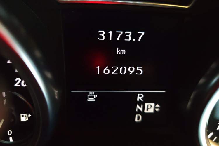 Used Mercedes-Benz M-Class 2012 ML 350 Luxury Edition
