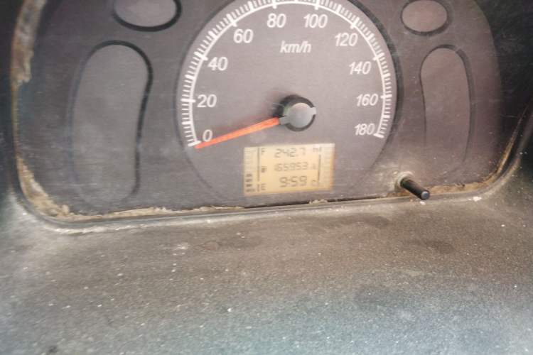 Used Wuling Zhiguang 2013 1.0L Practical Version