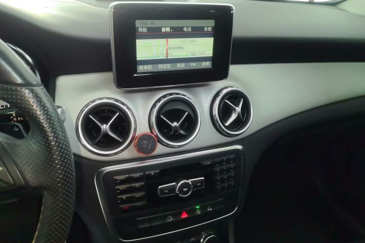 Used Mercedes-Benz GLA 2015 GLA 200 Sport Edition
