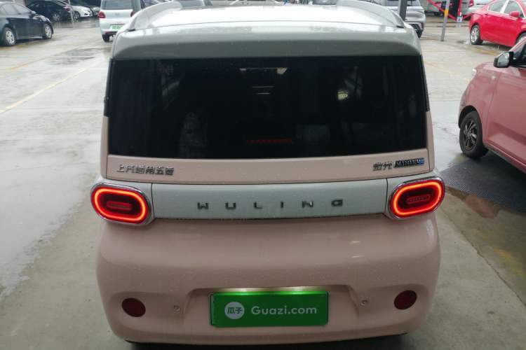 Used Wuling Hongguang MINIEV 2024 3rd Generation 215km Advanced Version
