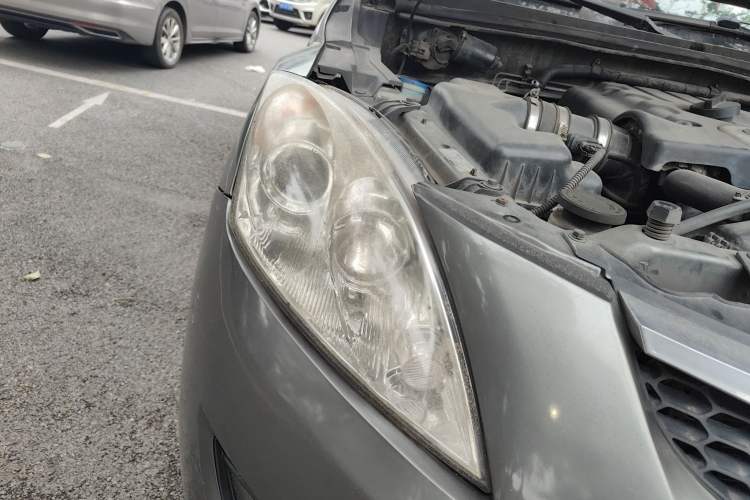 Used Haval H5 Classic 2010 European-style Version Green & Quiet 2.0T Manual Two-Wheel Drive Comfort Edition