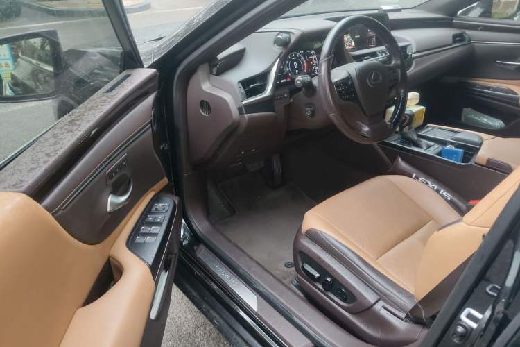 Used Lexus ES 2020 200 Luxury Edition