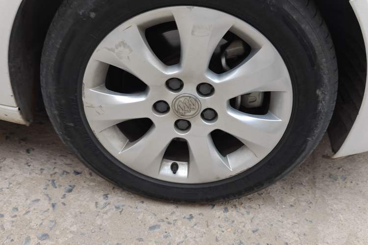 Used Buick Regal 2015 1.6T Leading Technology Model
