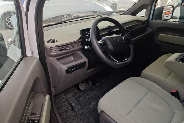 Used Farizon Xingxiang V 2025 Star Enjoy V7E Functional Edition Smart Wealth Edition Xuanwu 51.4 kWh
