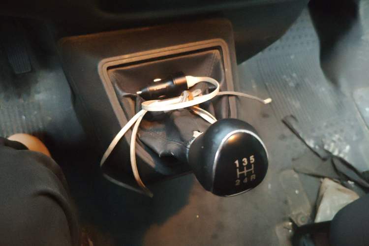 Used JMC Transit 2017 2.8T Commercial Version Long Wheelbase Mid-Roof 6/7/8-Seater JX493 Gear Lever