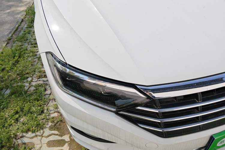 Used Volkswagen Sagitar 2019 200TSI DSG Comfort Version China VI Standard Right Front Headlight