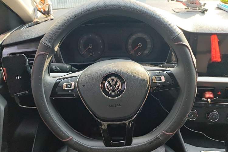 Used Volkswagen Lavida 2019 1.5L Automatic Comfort Edition China VI Standard