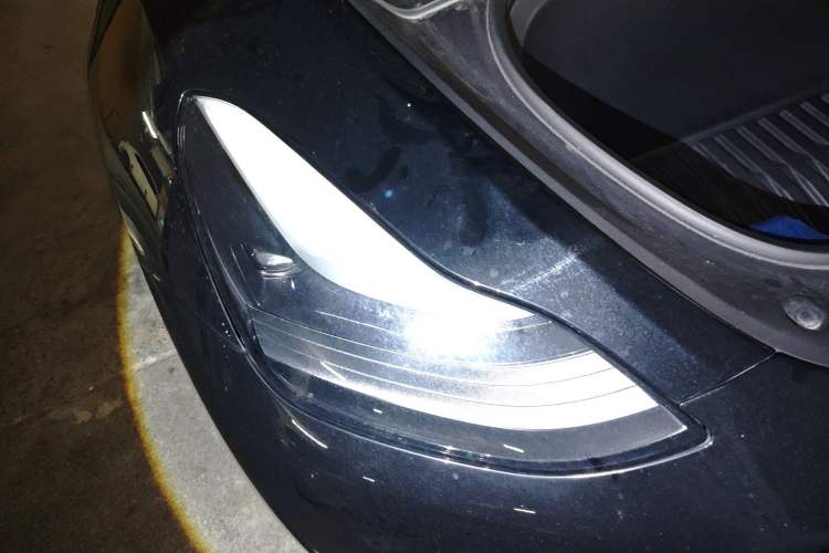 Used Tesla Model Y 2022 Revised Version Rear-Wheel Drive Right Front Headlight