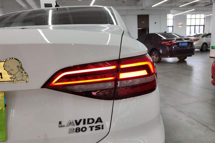 Used Volkswagen Lavida 2019 280TSI DSG Luxury Edition China VI Standard