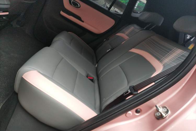 Used AION Y 2022 70 Intelligent Edition Lithium Iron Phosphate