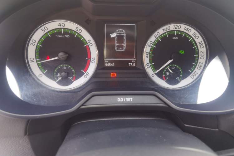 Used Skoda Octavia 2018 Station Wagon TSI280 DSG Luxury Edition Odometer Close Up