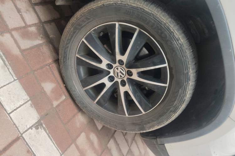 Used Volkswagen Tiguan 2013 1.8TSI Automatic Two-Wheel Drive Luxury Model Exterior 2