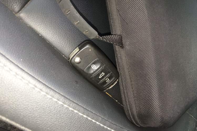 Used Volkswagen Sagitar 2017 230TSI Automatic Comfort Version Interior 1