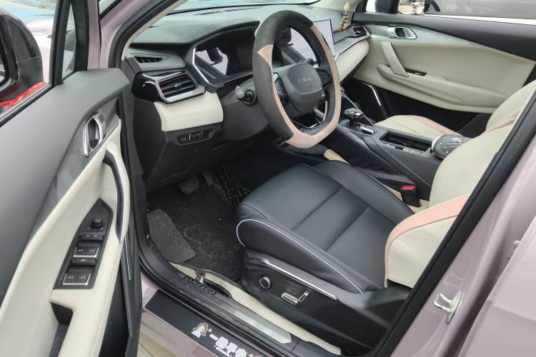 Used Lynk & Co 06 2023 Remix 1.5T Shero
