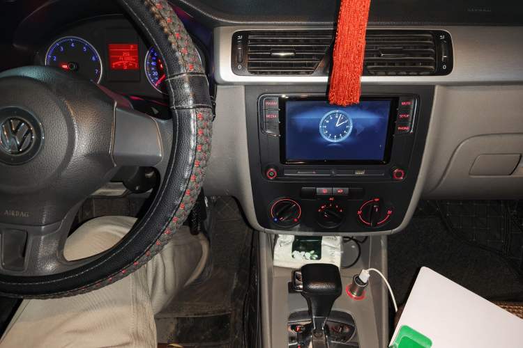 Used Volkswagen Bora 2012 1.6L Automatic Fashion Edition
