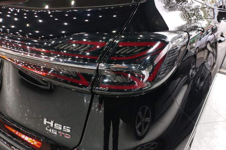 Used Hongqi HS5 2023 2.0T Four-Wheel Drive Flagship Pro Edition