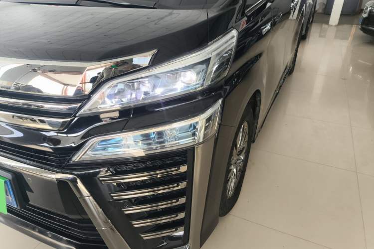 Used Toyota Vellfire 2021 Crown Dual-Engine 2.5L HV Supreme Edition