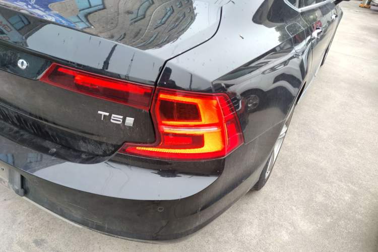 Used Volvo S90 2020 T5 Zhiyi Luxury Edition
