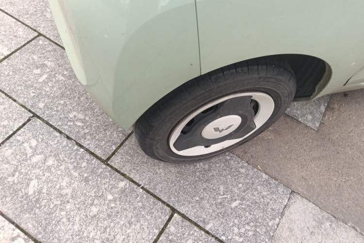 Used Wuling Hongguang MINIEV 2021 Macaron Premium Model – Lithium Iron Phosphate
