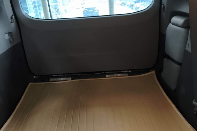 Used Toyota Sienna (Parallel Import) 2015 3.5L Two-Wheel Drive L Version—U.S. Specification
