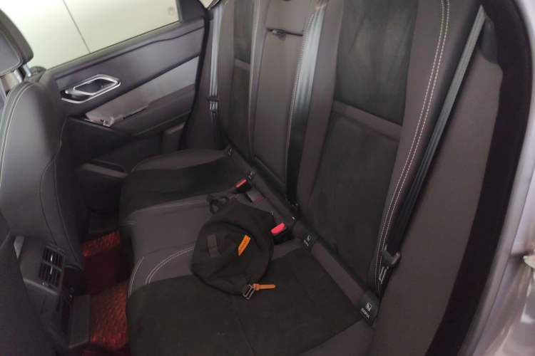 Used Land Rover Range Rover Velar 2019 250 PS
