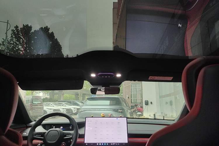 Used Xiaomi Auto SU7 2024 Rear-Drive Long-Range Intelligent Driving Version
