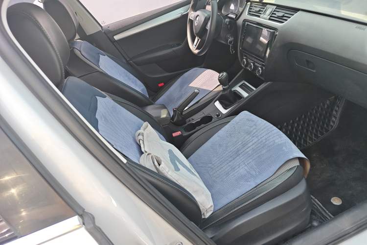 Used Skoda Octavia 2017 1.6L Manual Trend Edition