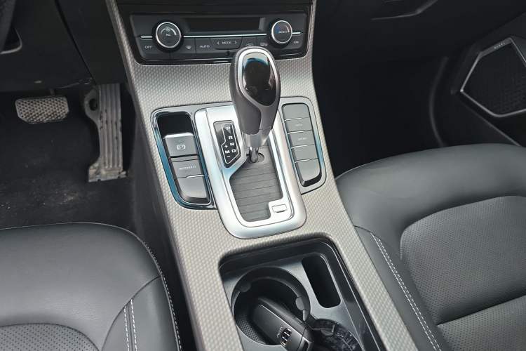 Used Geely Auto Emgrand GS 2016 Elegant Edition 1.8L Automatic LingShang Model
