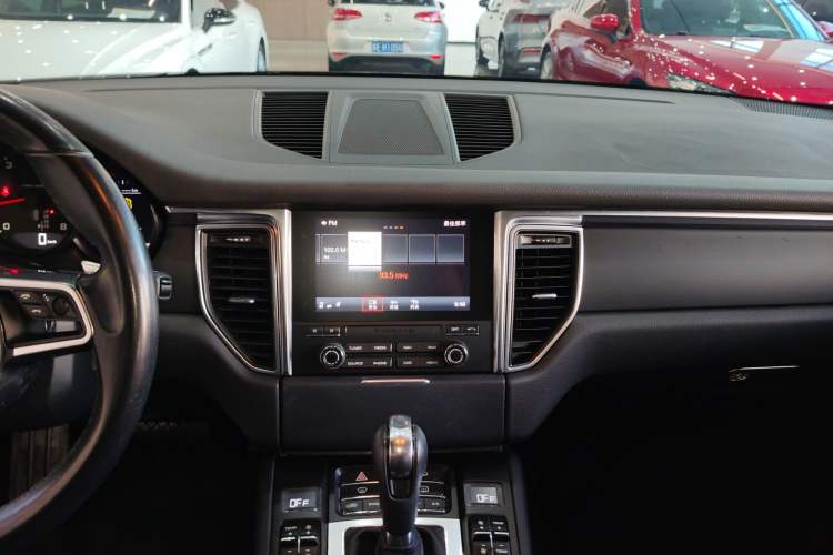 Used Porsche Macan 2016 Macan 2.0T