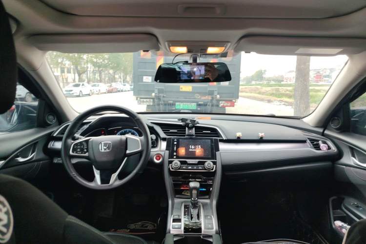 Used Honda Civic 2016 220TURBO CVT Luxury Edition