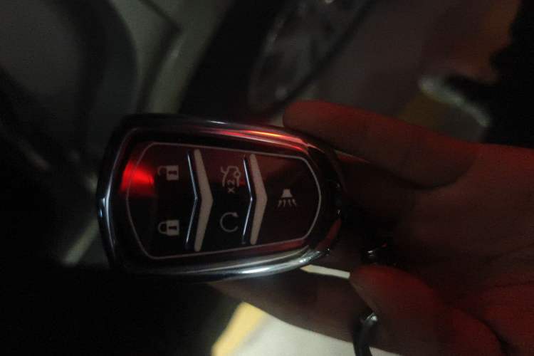 Used Cadillac XT5 2017 Anniversary Edition 25T Luxury Model