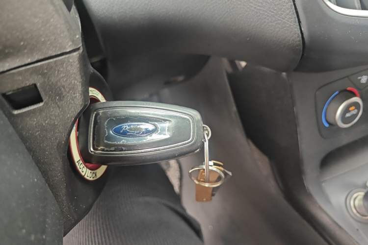 Used Ford Focus 2017 1.5T CTCC White and Black Limited Edition