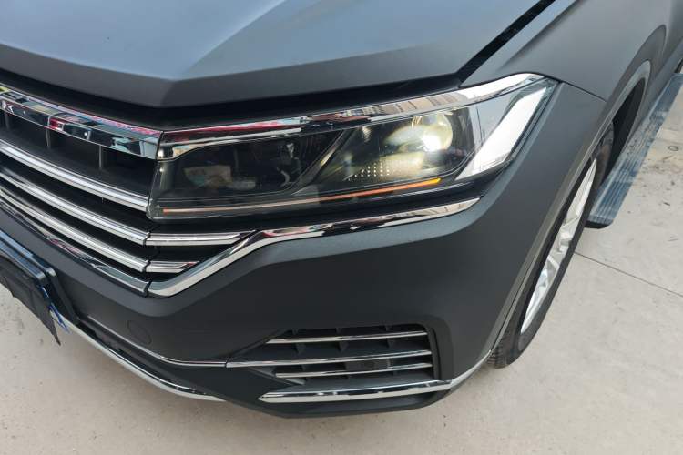 Used Volkswagen Touareg 2019 2.0TSI Ruiyi Edition China VI Standard Left Front Headlight