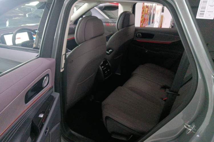 Used Chery Tiggo 9 C-DM 2025 1.5T 106KM Ultra-Comfort Edition 5 Seats Lithium-NMC Left Rear Seat