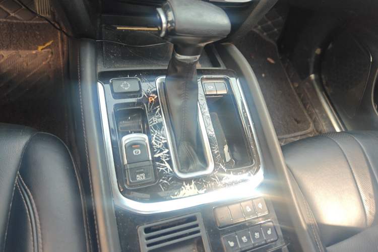 Used GAC Trumpchi GS8 2017 320T Two-Wheel Drive Luxury Smart Connectivity Version (7 Seats)
