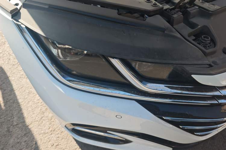 Used Volkswagen FAW-Volkswagen CC 2024 380TSI Striking Edition Right Front Headlight