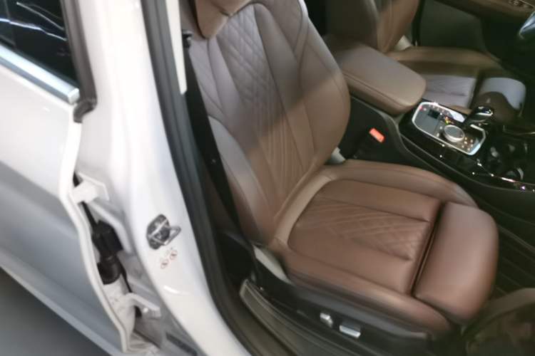 Used BMW X3 2022 xDrive25i M Sport Package Right Front Seat