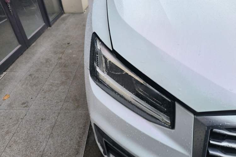 Used Audi Q2L 2021 35 TFSI Fashionable and Elegant Model
