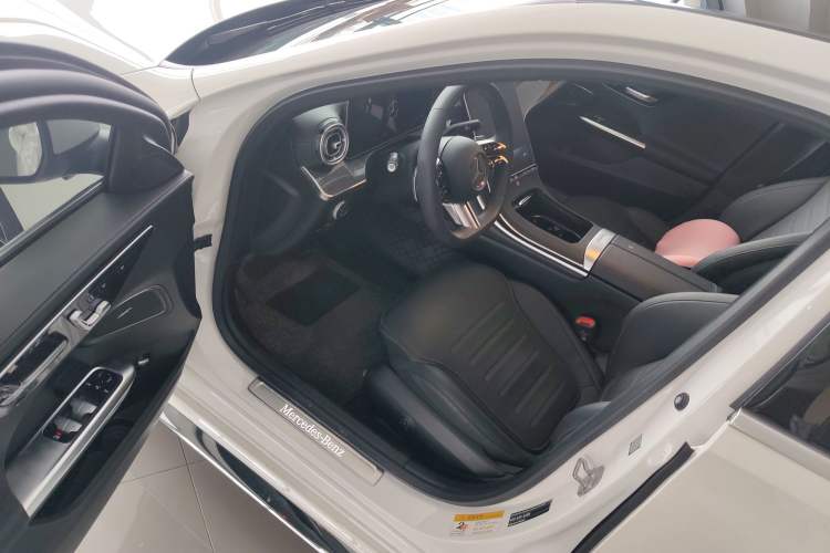 Used Mercedes-Benz C-Class 2024 Restyled C-Class 260 L Sport Edition Driver Seat